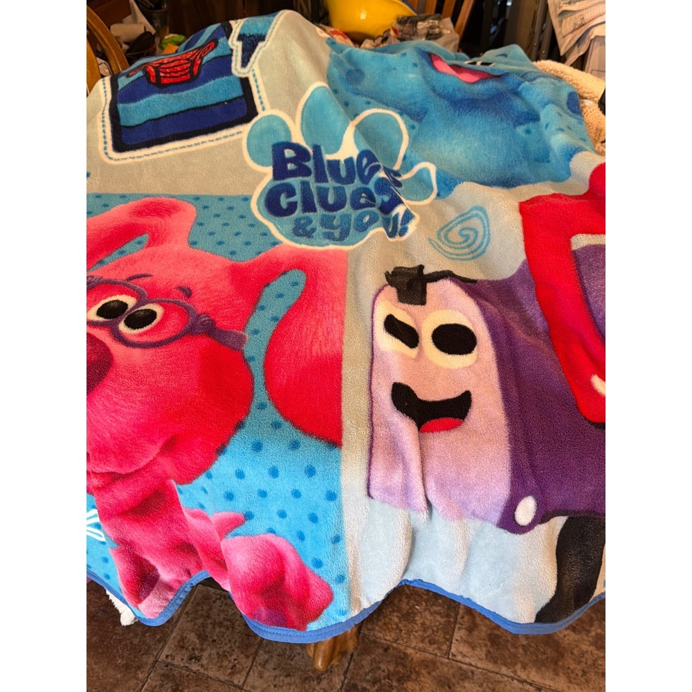 Nickelodeon Blues Clues & You Kids Plush Fleece Throw Blanket Blue Pink 2022